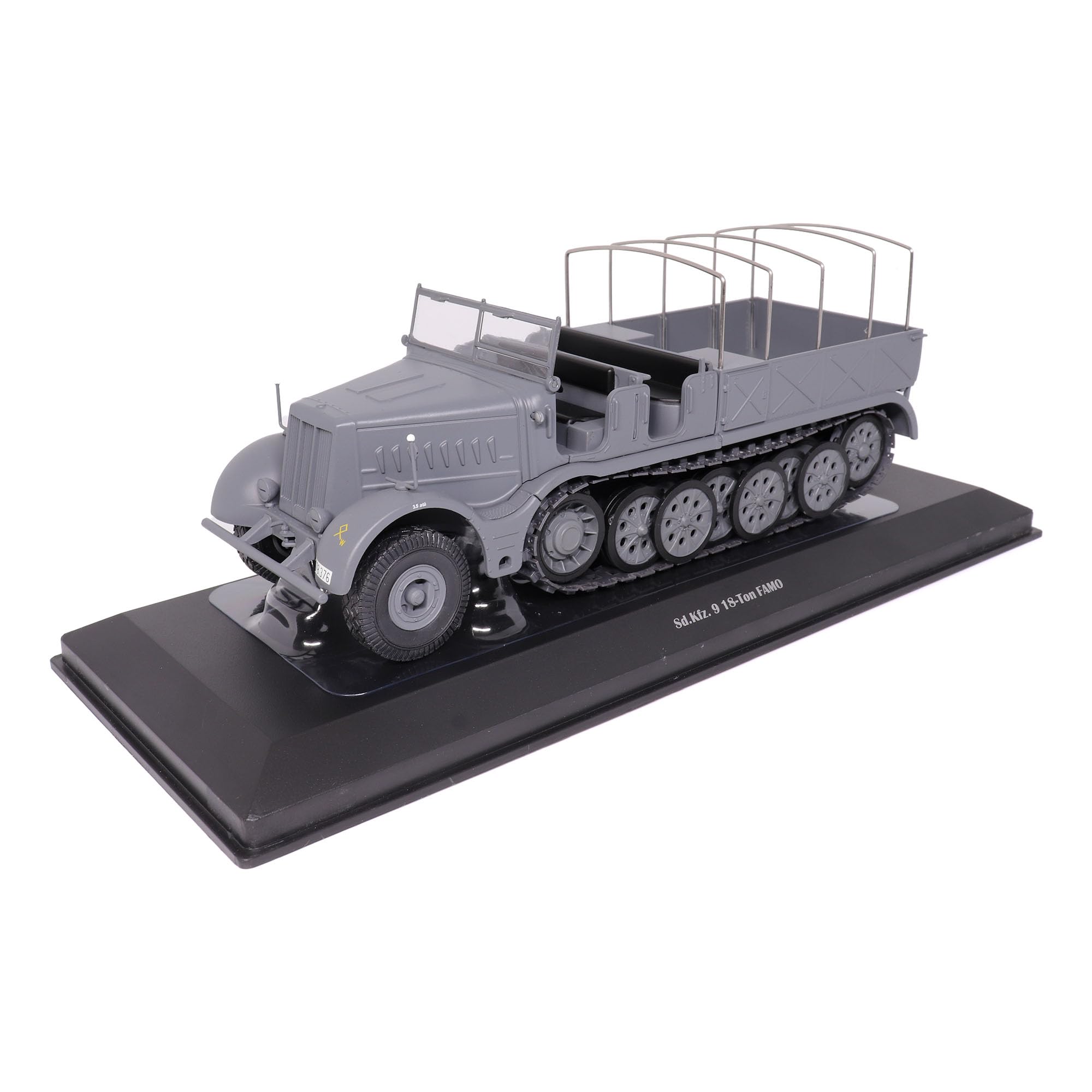 Motor city classics 1:43 Scale Military Diecast Collectible | Sd.Kfz. 9 18-Ton FAMO | Militaria Diecast Model 23207-38