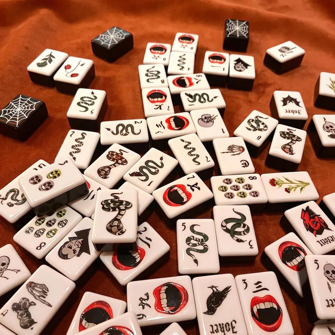 Halloween American Mahjong Set 160 Piastrelle | Spettrale gotico acrilico Mahjong regalo per feste, divertimento in famiglia e regalo