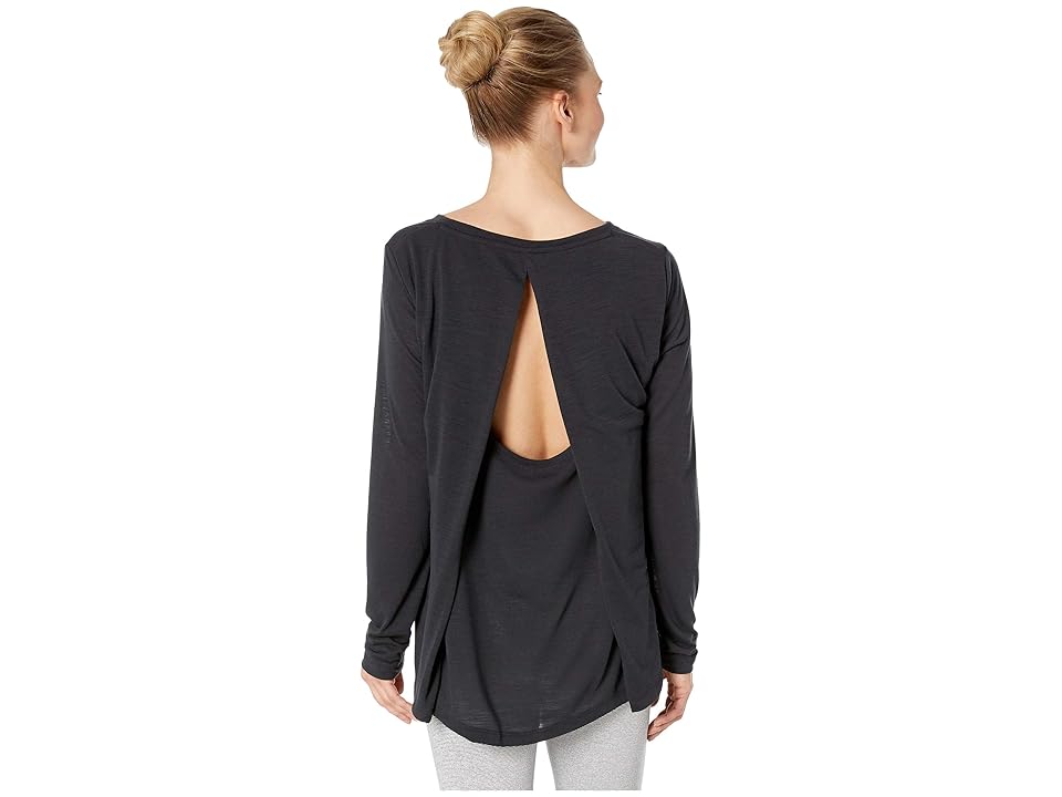 

Under Armour UA Whisperlight Long Sleeve (Black/Black/Tonal) Women's Clothing