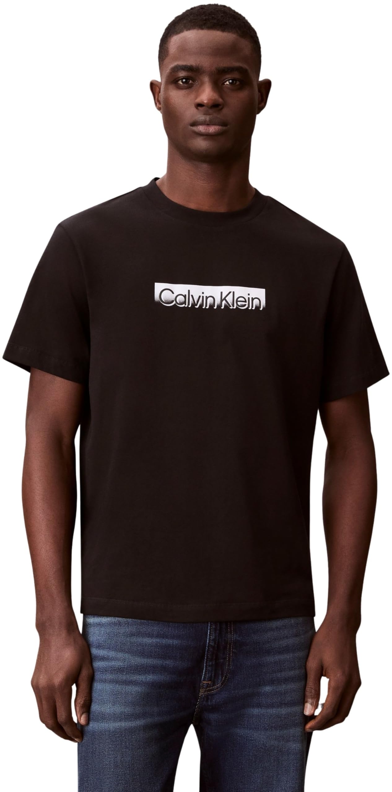 Mode von Calvin Klein & Tommy Hilfiger