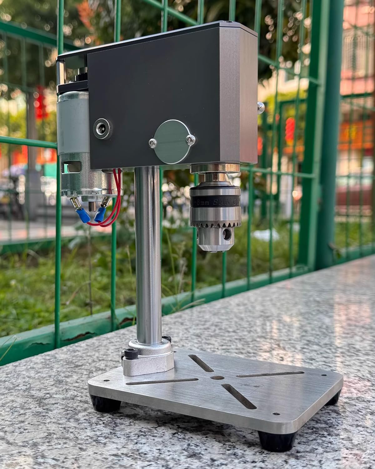 Mini Taladro De Banco, Herramienta De Perforación Compacta, Rango De Sujeción De 0,6 a 6 Mm, Taladro De Banco Manual De Microprecisión para Relojes, Pequeño Taladro De Columna para Relojeros