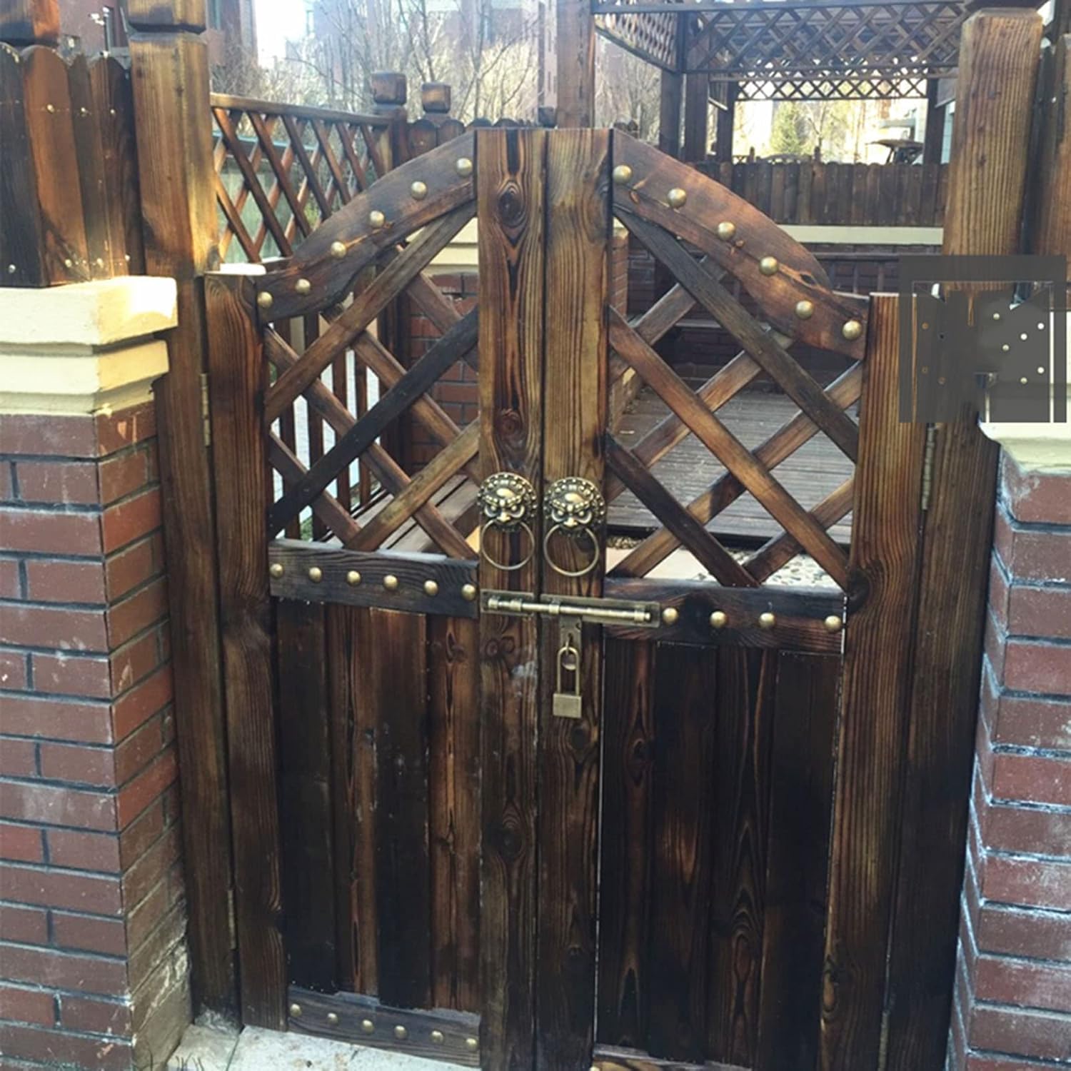Kołatka z mosiądzu, Kołatka Sklep Antyczna, czysta miedź Kołatka z głową lwa, Mosiężna klamka z głową zwierzęcia, Retro ogrodzenie na dziedzińcu, Drewniany uchwyt do drzwi wejściowych/mosiądz (Color