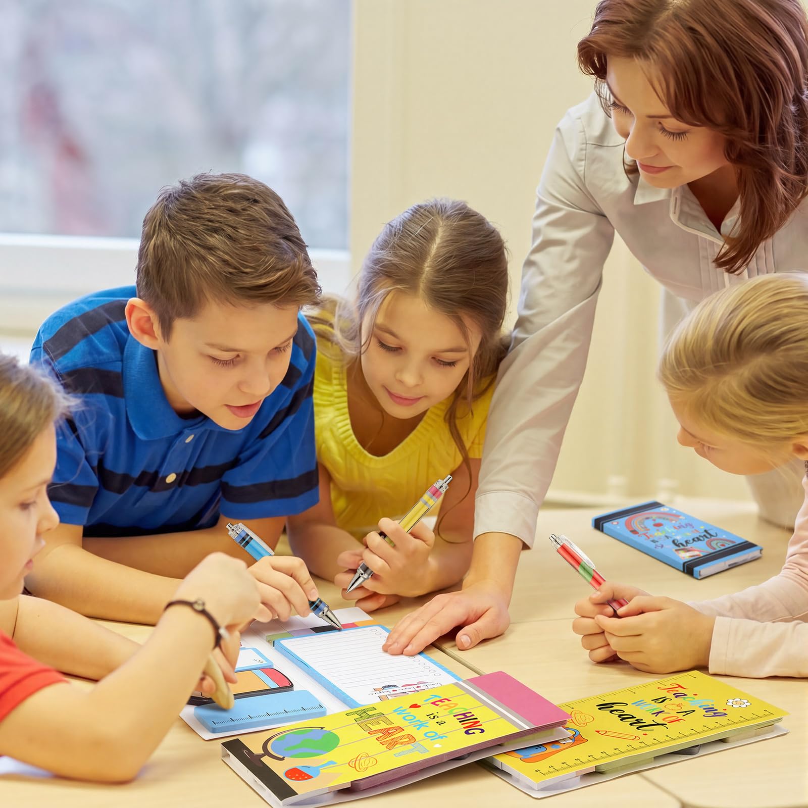 Epakh Set di 6 note adesive per insegnanti, per il rientro a scuola, con penna e fiocco, composizione a forma di mela, a forma di matita, note autoadesive per il primo giorno di scuola