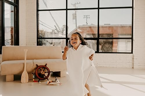 Miniatura 8 de Jade&Kai Toalla con capucha para bebés y niños pequeños, se ajusta a un poncho, gofre de algodón orgánico, ligera y absorbente, para baño, playa y