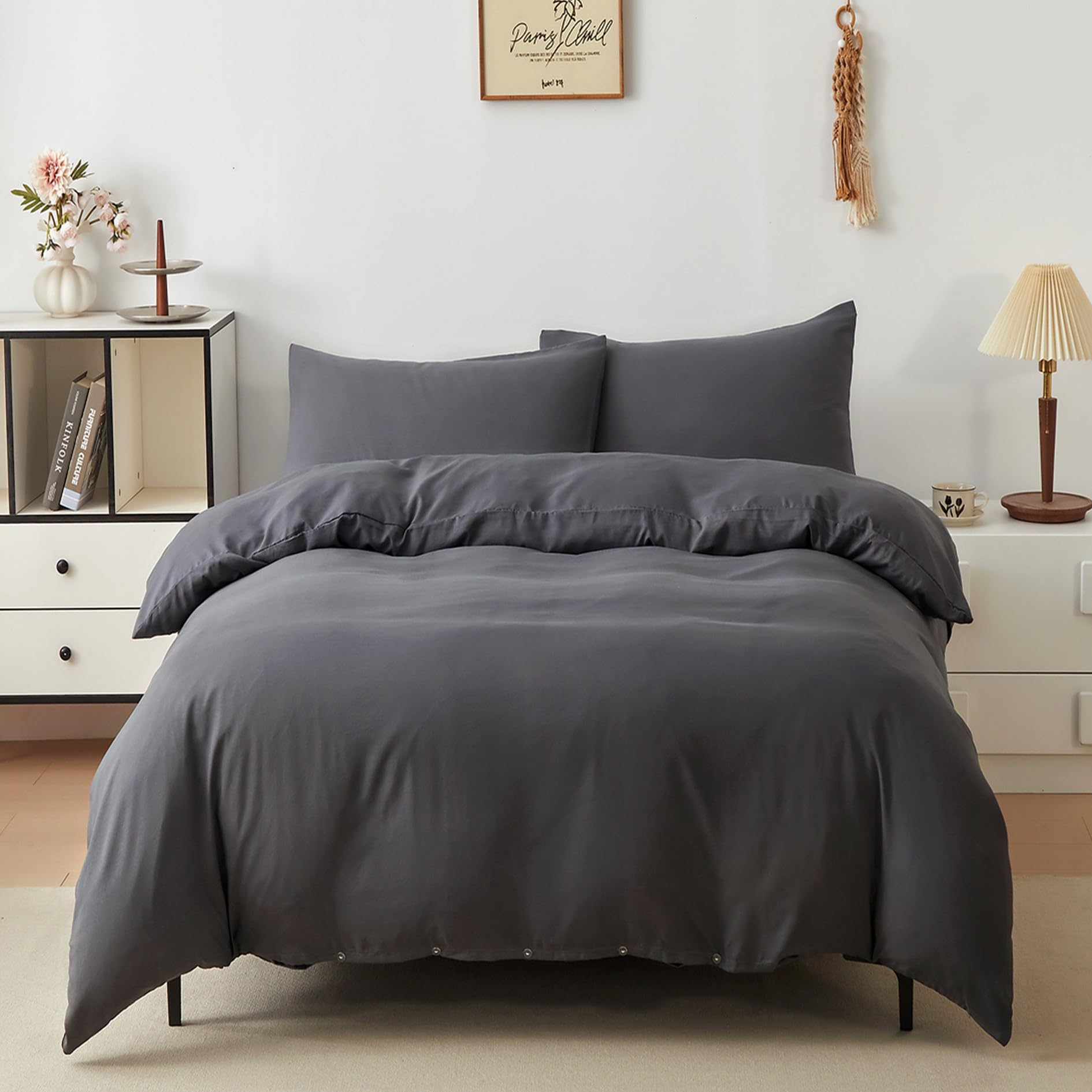 Victoria & Carter Double Duvet Cover Set with 2 Matching Pillowcases – Soft Microfibre Bedding for Double Bed – Lightweight, Easy Care Duvet Cover with Button Closure (Charcoal Grey)