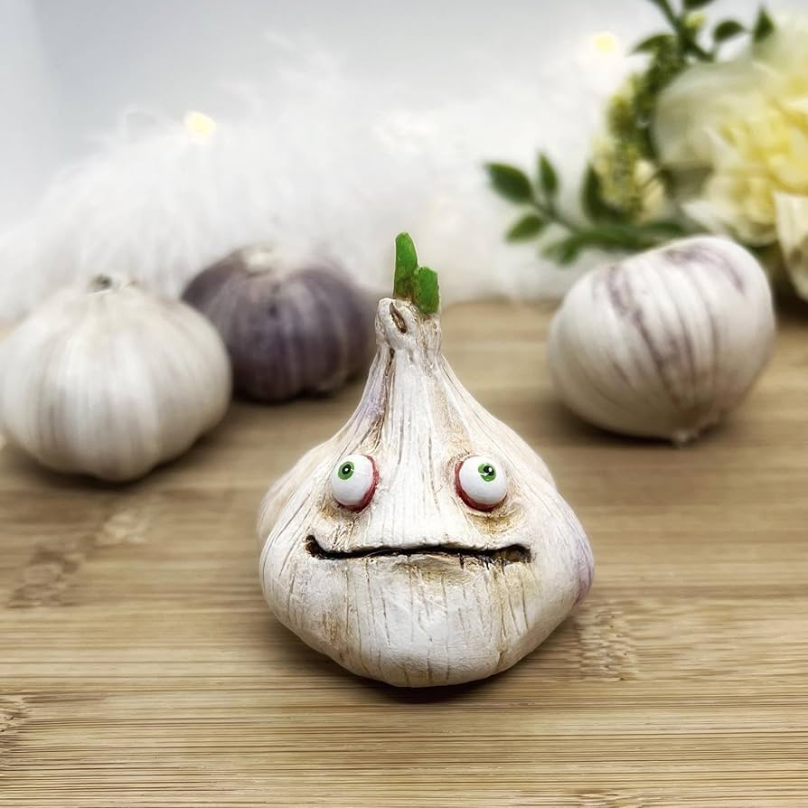 ニンニクのオブジェ　陶器 Amazon.co.jp: Vziguhk ニンニクの置物、ニンニクの像,樹脂装飾