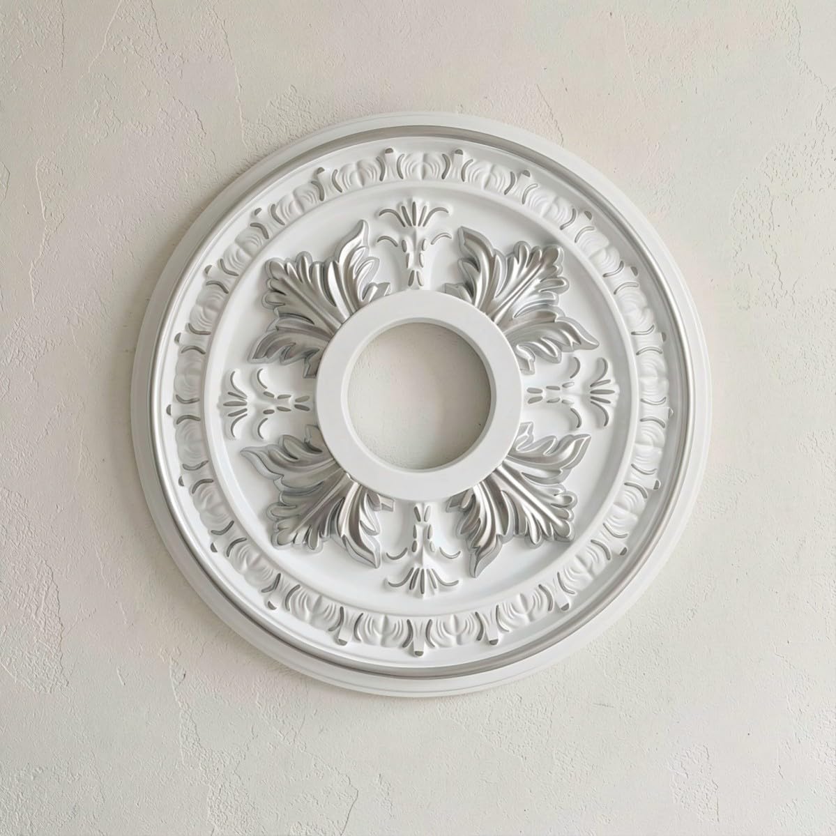 Europäische Runde Deckenrosette 39,5x39,5 CM mit Filigranem Vintage Design