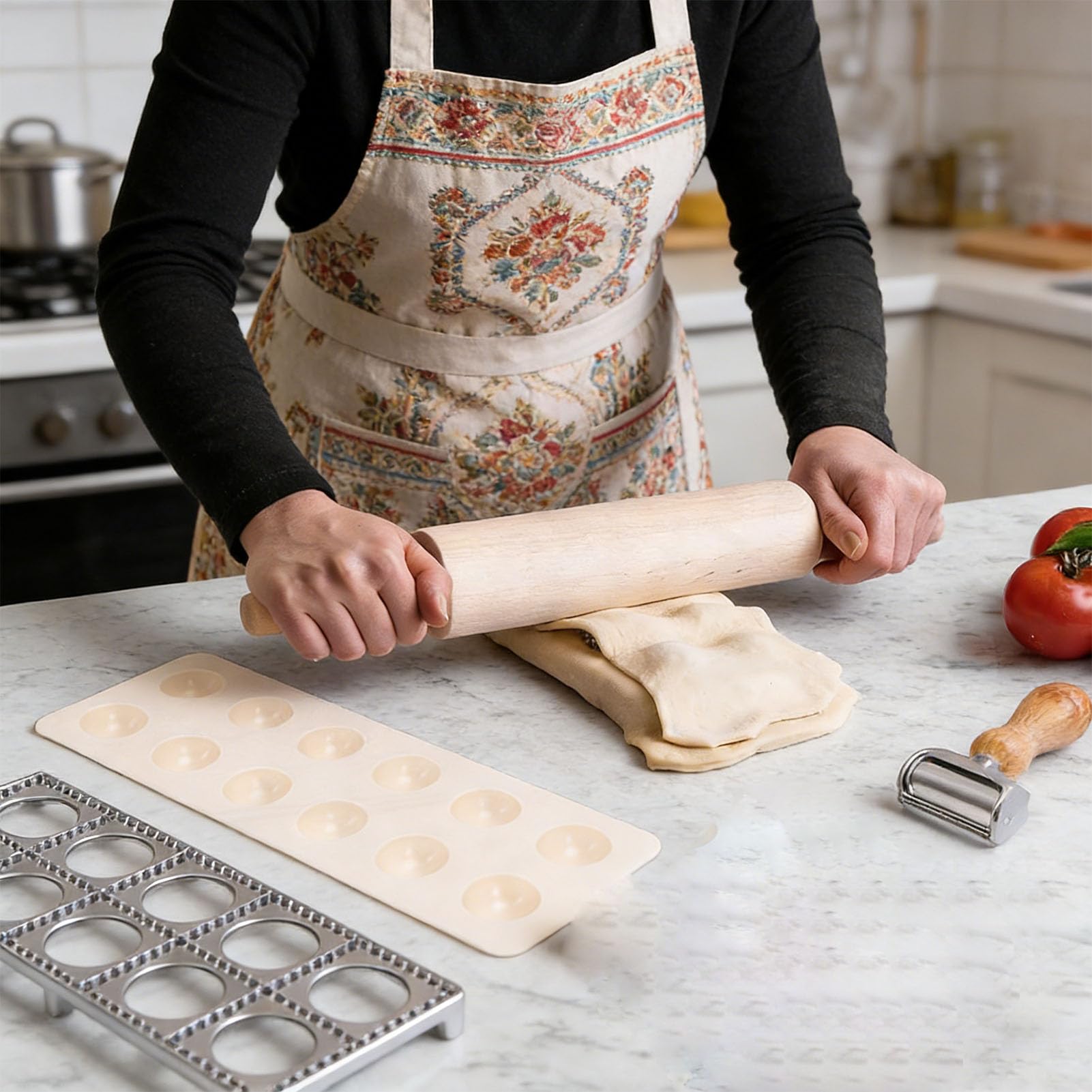 Luocute Cortador para Hacer Raviolis Cuadrados, Molde para Bola de Masa de Aleación de Aluminio de 12 Agujeros con Rodillo de Madera, Molde para Pasta y Sellos para Cocinar Albóndigas