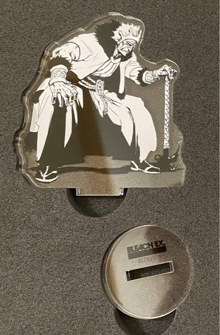 Amazon.co.jp: BLEACH 104STANDS アクリルスタンド バラガンルイゼン
