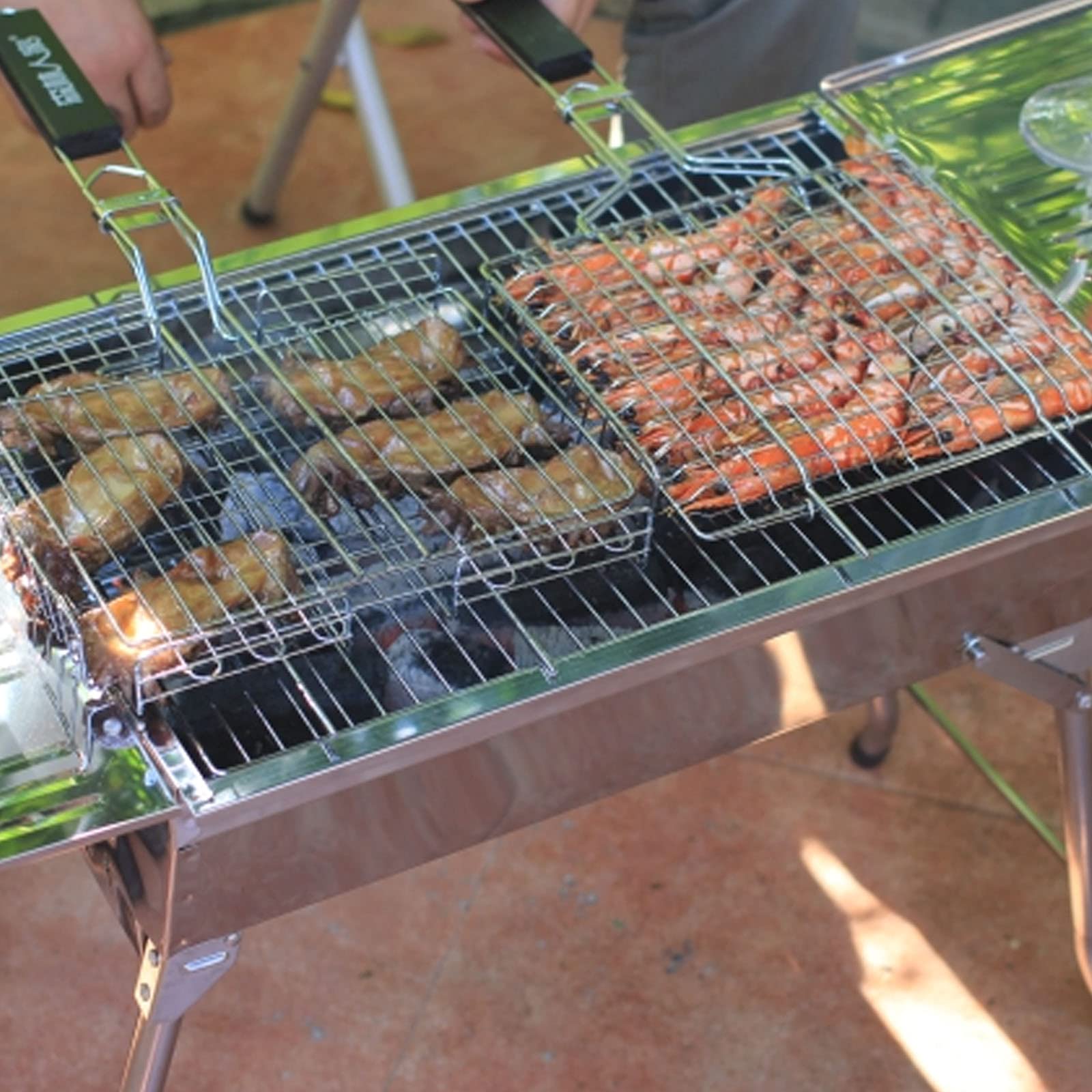 Portable BBQ Griglie da Barbecue in Pentole Barbecue in Acciaio Inox Antiaderente Barbecue Grill Basket Tools Grill Mesh per Pesce, Verdure,Bistecca, gamberetti(67.5x31x5.7cm)