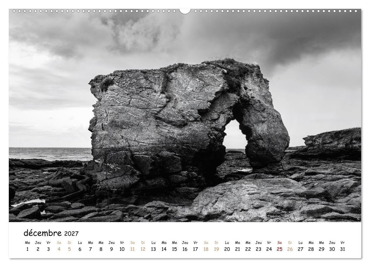Terres de contraste - Une année en monochrome (Calendrier mural 2027 DIN A2 vertical), CALVENDO calendrier mensuel: Un calendrier artistique et ... et la poésie des paysages en noir et blanc.