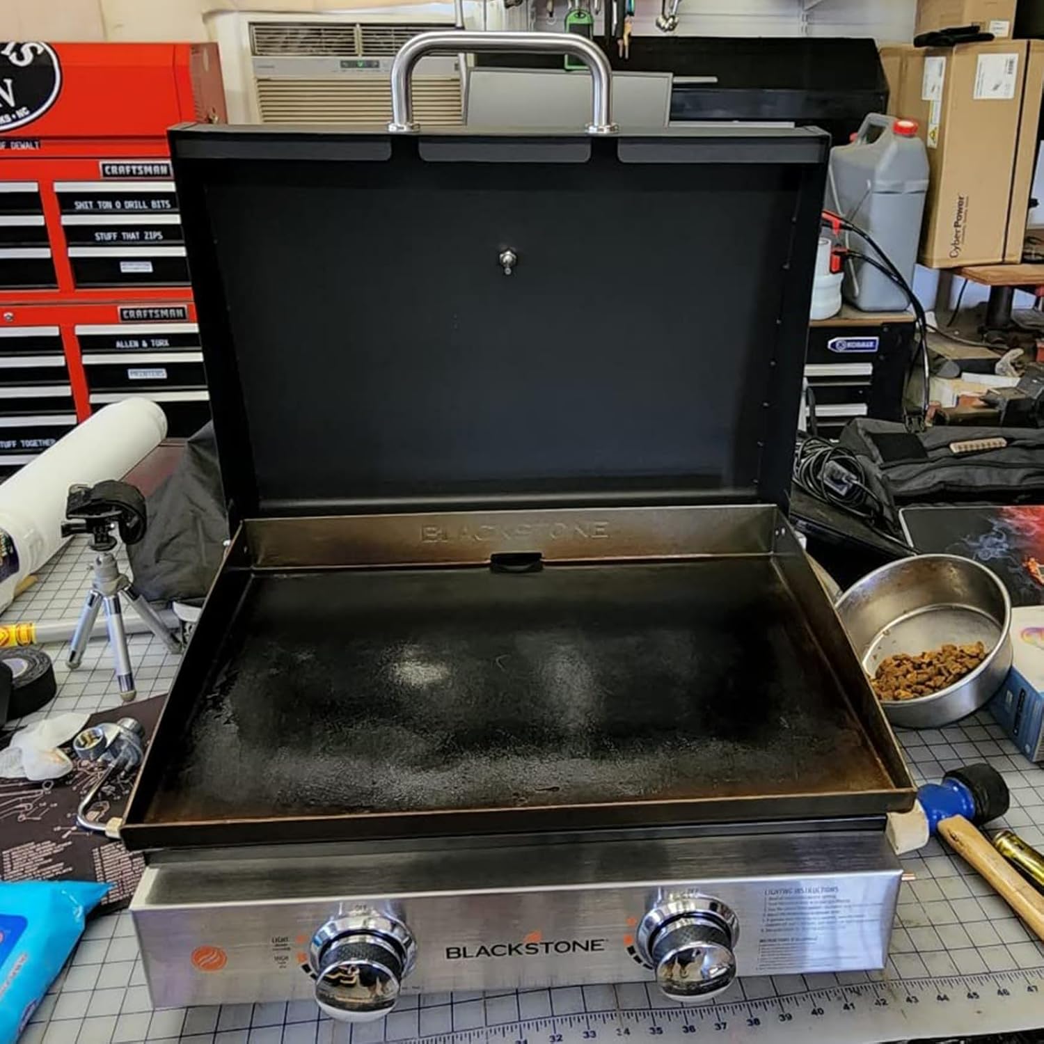 Upgrade Hinged Lid Hood for Blackstone 1666 22 Inch Tabletop Omnivore Griddle (2024 Model) Powder Coated Steel Griddle Hard Cover for Blackstone 2203 Griddle with Handle & Thermometer