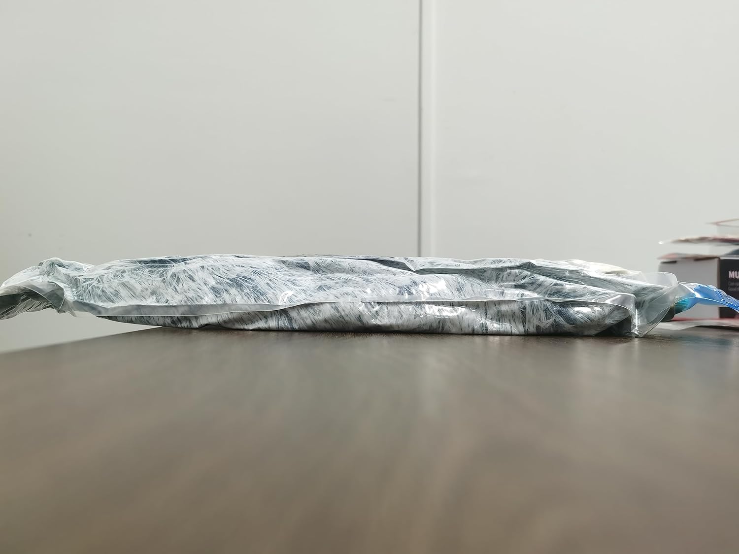 YUDANSI Cat Bed, 50cm Covered Bed for indoor outdoor Cats Calming Down, Burrowing Cat Small Dog Bed with Large Hood for Anti Anxiety, Non-Slip Plush Faux Fur Nest with Ceiling Kitten Puppy Pet Bed 12 71kOYiWkCDL. AC SL1500