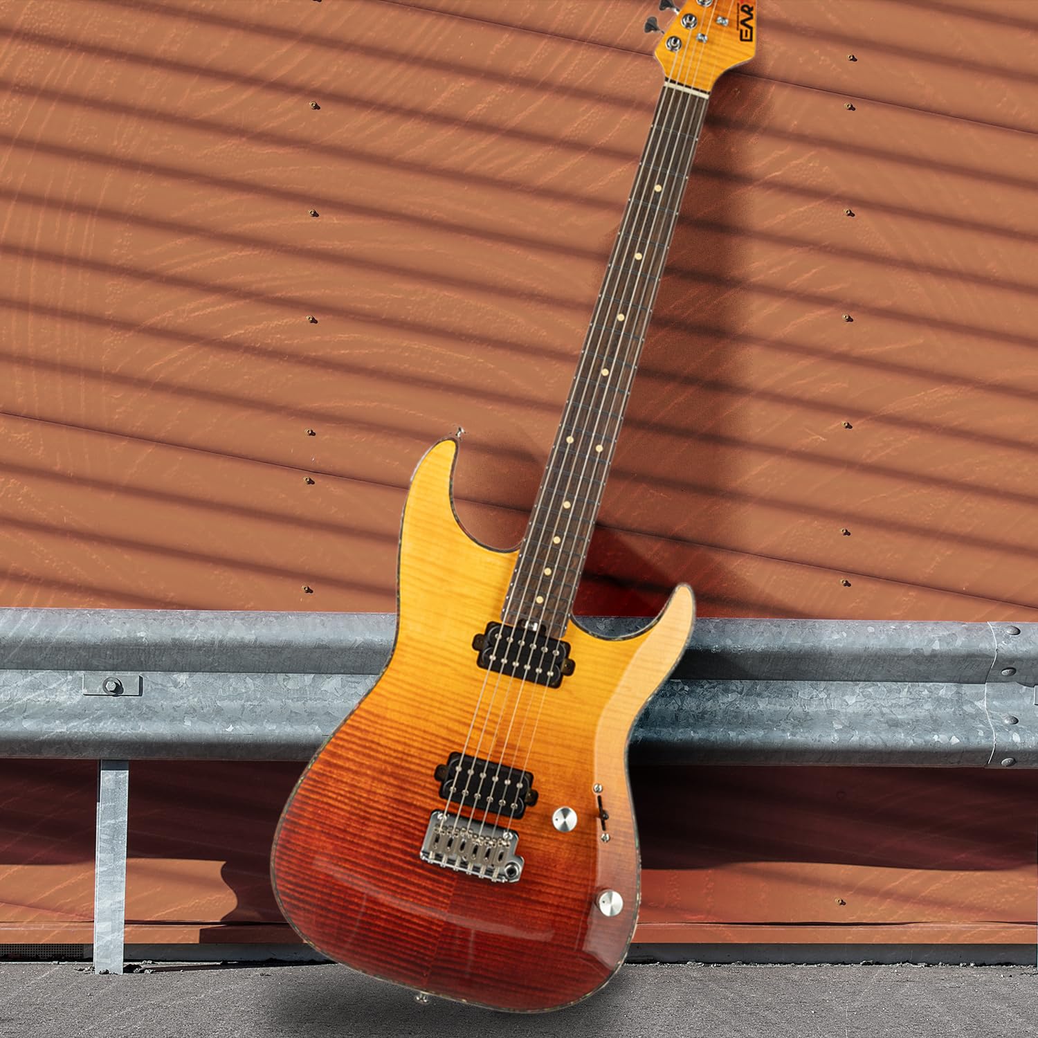 EART Guitare électrique EYP-Elite à corps solide avec corps en acajou grillé et érable flammé, extrémités arrondies, frettes jumbo moyennes en acier inoxydable (Rouge éclat)