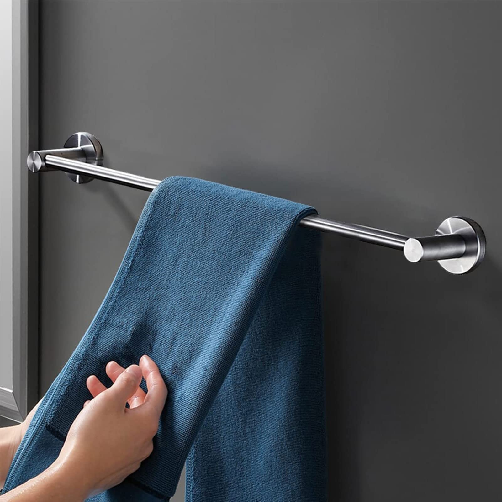 Porte-serviettes pliable et inoxydable gain de place pour douche