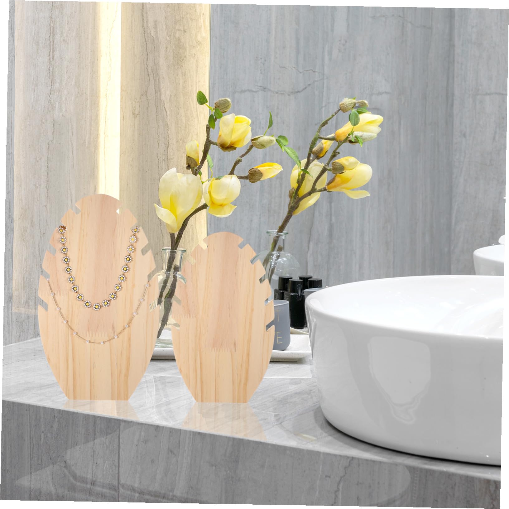 VILLCASE 2 Stück Schmuckständer Holz und Schlitzen Stabile Tisch dekoration für Halskettenaufbewahrung und Schmuckpräsentation Elegantes Display für Laden Messen und Zuhause