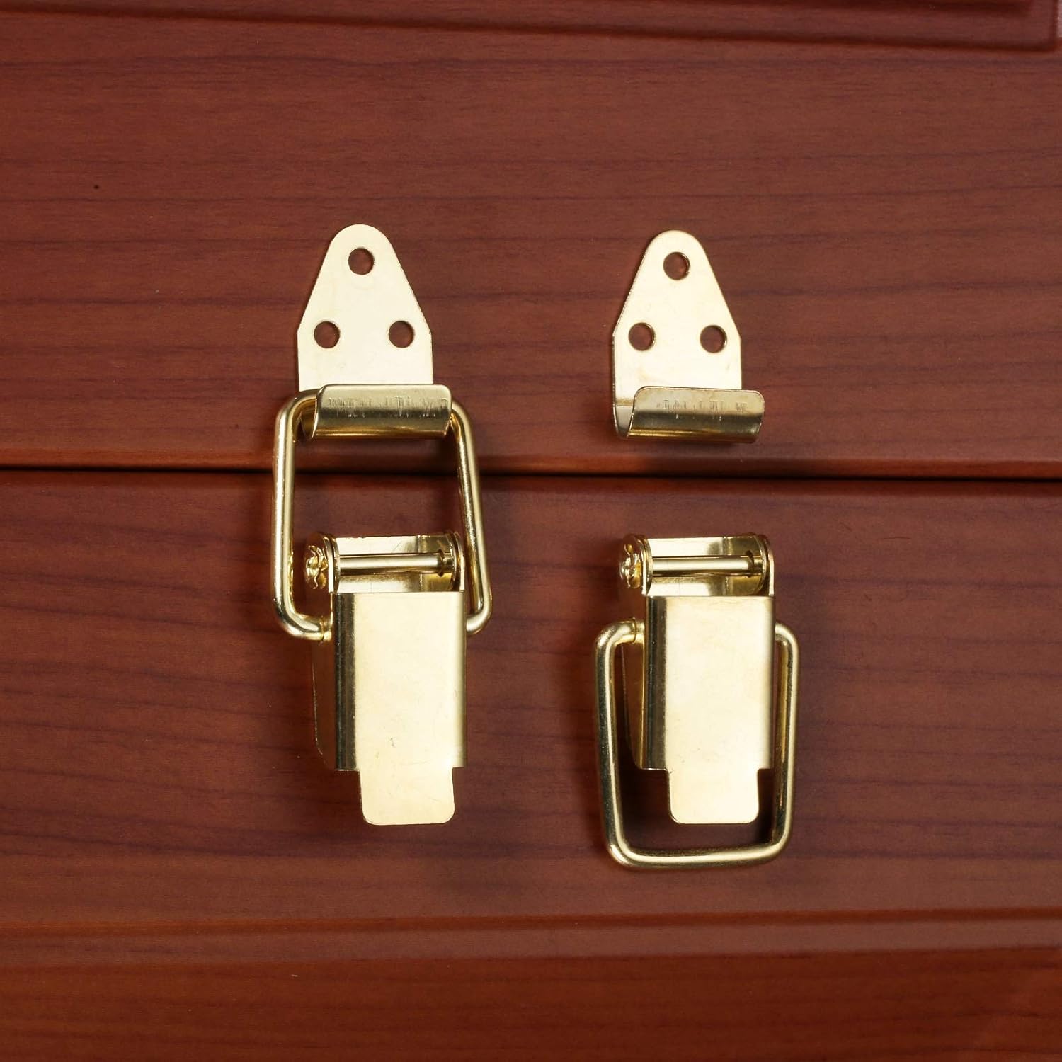 Hasp,2pcs Cabinet Box Locks Spring Loaded Latch Catch Toggle 80 * 18mm Iron Hasps for Sliding Door Window Furniture Hardware