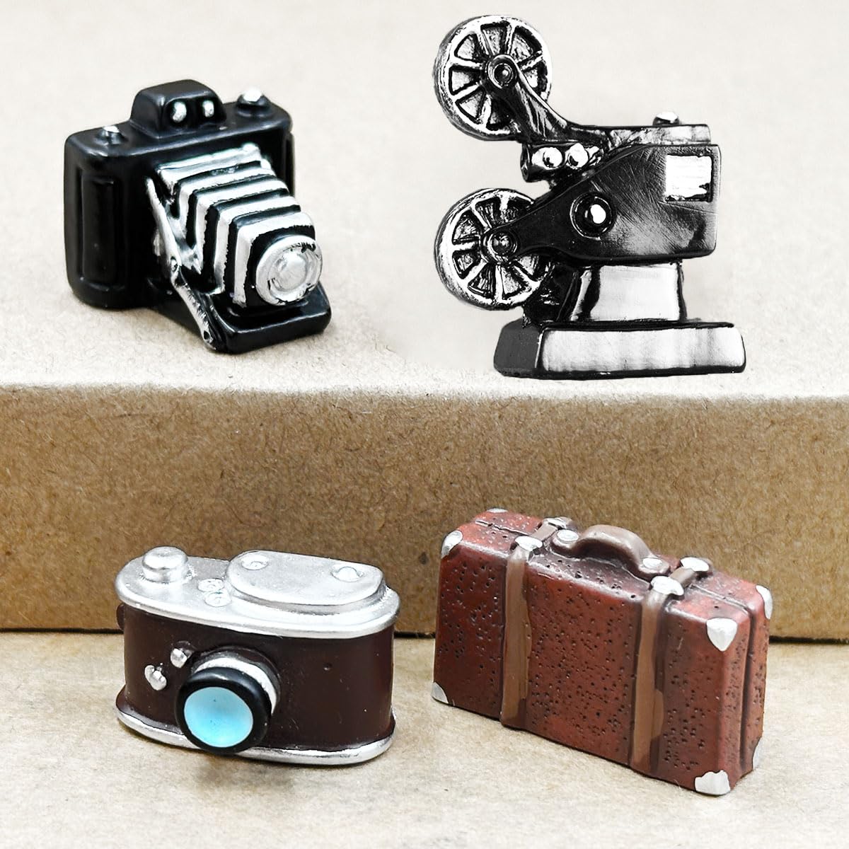 Miniature Home Appliances Retro Furniture - 13Pcs 1inch Mini Simulated Resin Camera Telephone TV Figurines Models Ornaments for DIY Diorama Micro Landscape Craft Accessories Decor