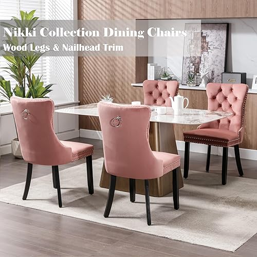 Miniatura 33 de Juego de 4 sillas de comedor de terciopelo beige, sillas de comedor tapizadas con adorno de tirador de anillo trasero y patas de madera maciza,