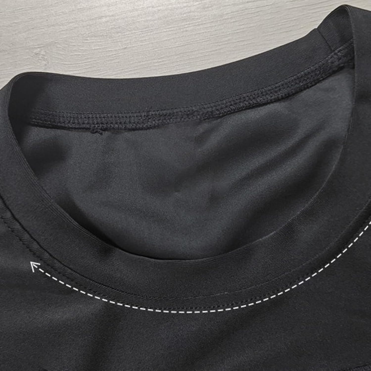 Chest Protector Softball | Breathable Elastic Comfortable Cooling Honeycomb | Heart Guard Sports Protective Gear,for Men Women Boys Girls Football Basketball Training Competition