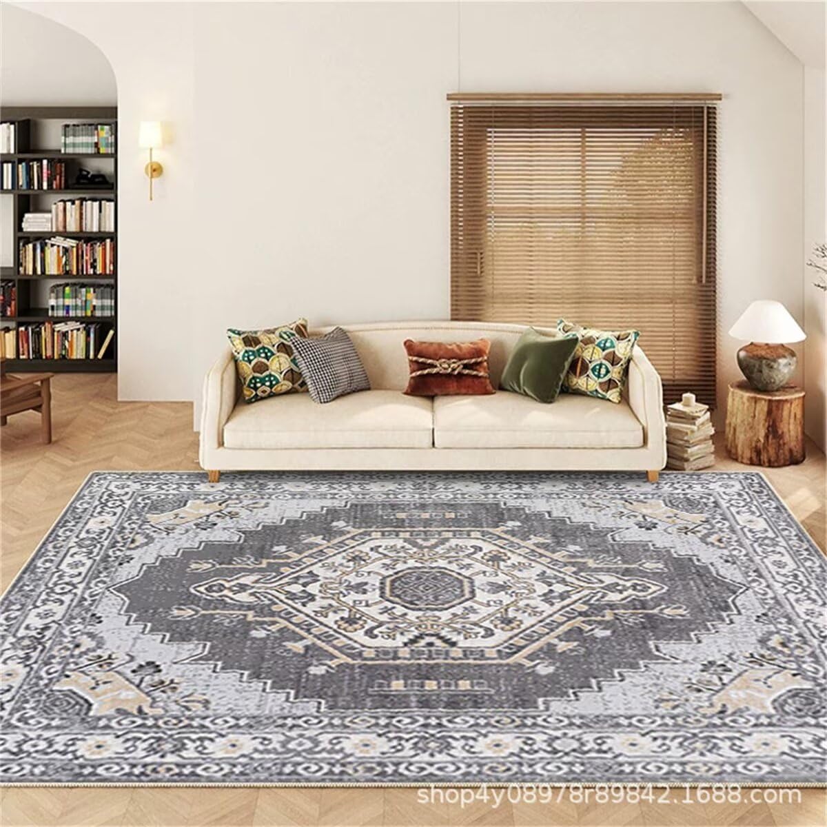 Tapis gris décorent le couloir et la chambre enfant fille 80x150