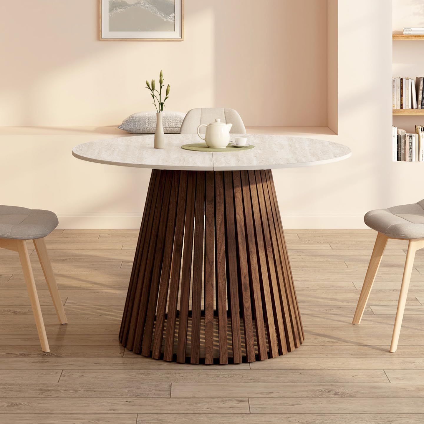 IDMarket - Esstisch, ausziehbar, rund, Carmen, 4-8 Personen, Fuß aus Nussbaum, Latten, Platte mit Travertin-Effekt, 110 – 150 cm