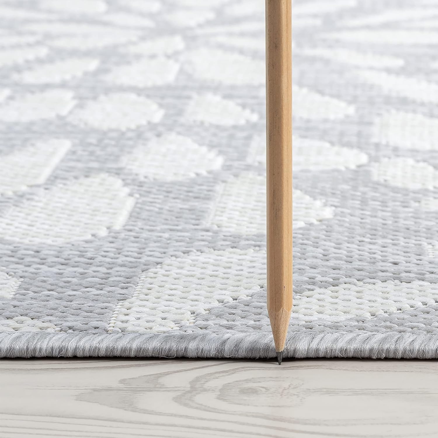 Water & Fade Resistant 4x6 Indoor Outdoor Rug for Patio, Deck, Porch, Entryway | Outside Area Rugs for Patios | 4' x 5'3'' Gray
