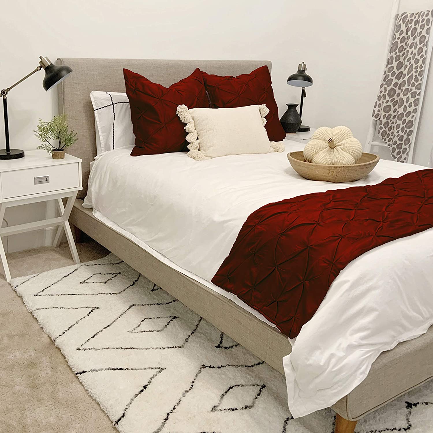 Cotton Elegant Linen Store Bed Runner Set 800 Thread Count 3 Piece Pinch Pleated Bed Runner Set,Decorative Bed Scarf,1 Pinch Pleated Bed Runner and 2Piece Cushion Cover(Queen Size 90*25 inch Burgundy)-picture-17