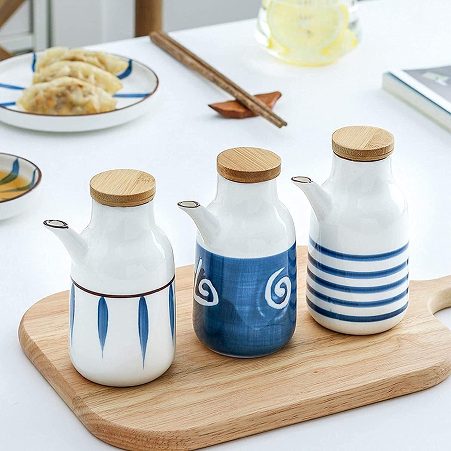 Amazon｜調味料入れ 陶器の卓上瓶-醤油または酢の調味料入れ-モダンな