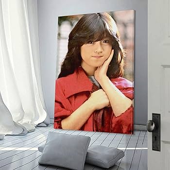 Amazon.co.jp: 中森明菜女優可愛若い写真ポスター キャンバス 壁アート