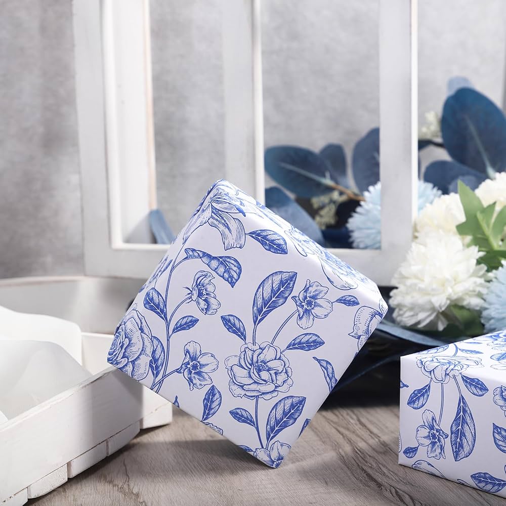BONHEUR Papier　準備中 Amazon.com: WRAPAHOLIC Kraft Blue and White Floral Wrapping