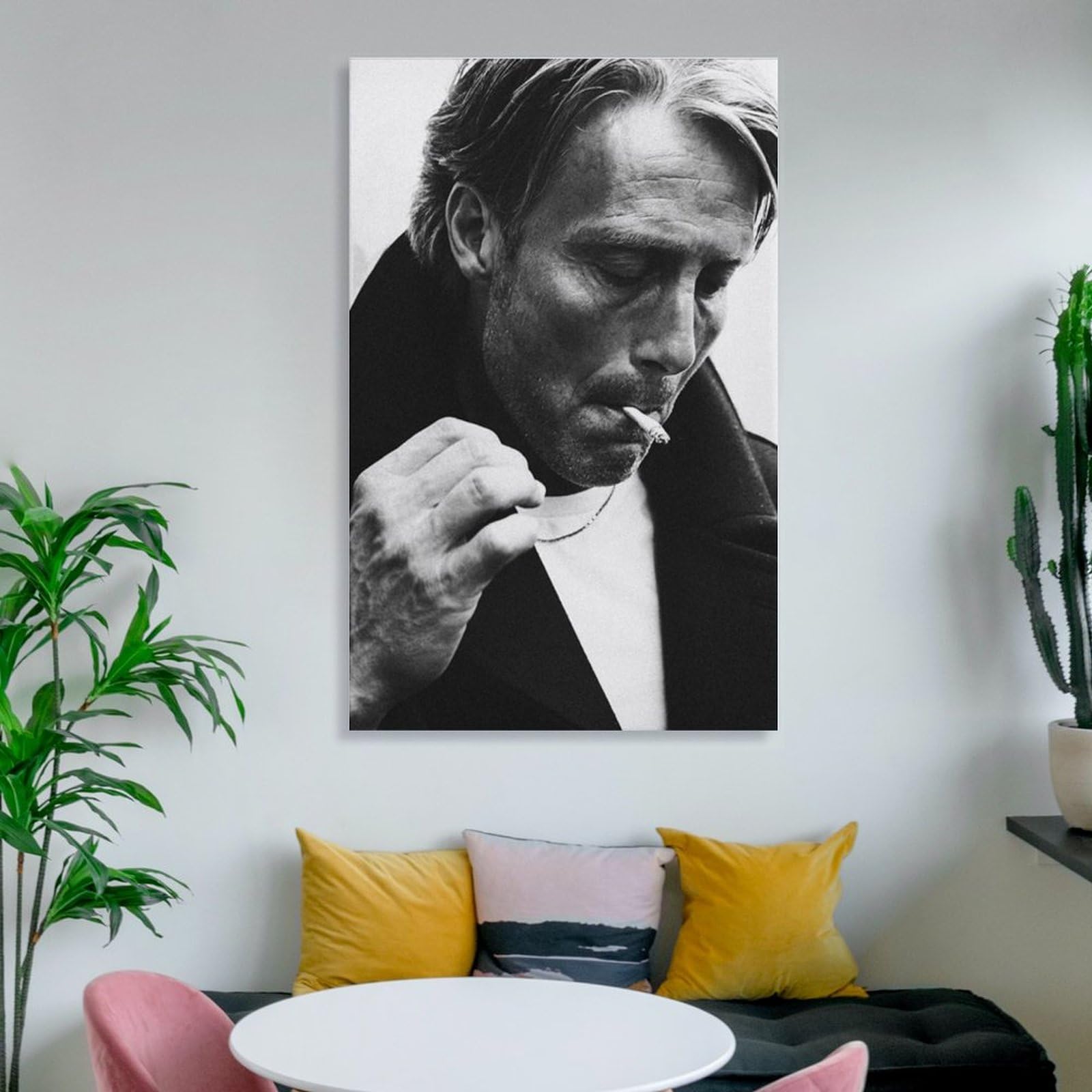 Amazon.co.jp: デンマークの俳優マッツ・ミケルセン写真ポスター