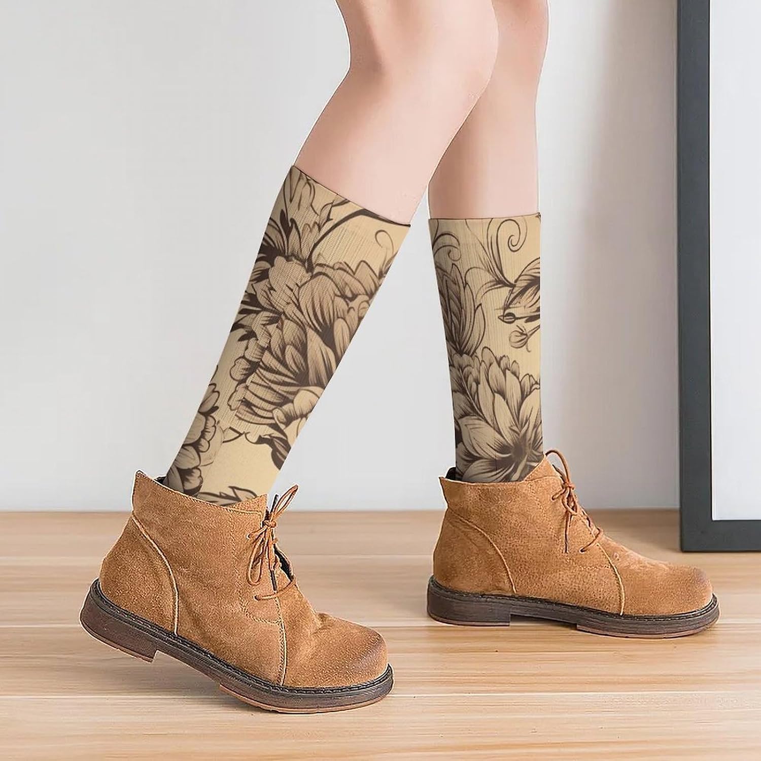 Breathable Boot Sock Beige Antique Flower Socks for Women Men Cotton Sock Moisture-Wicking Warm Stockings Long Socks for Hiking Work Sport