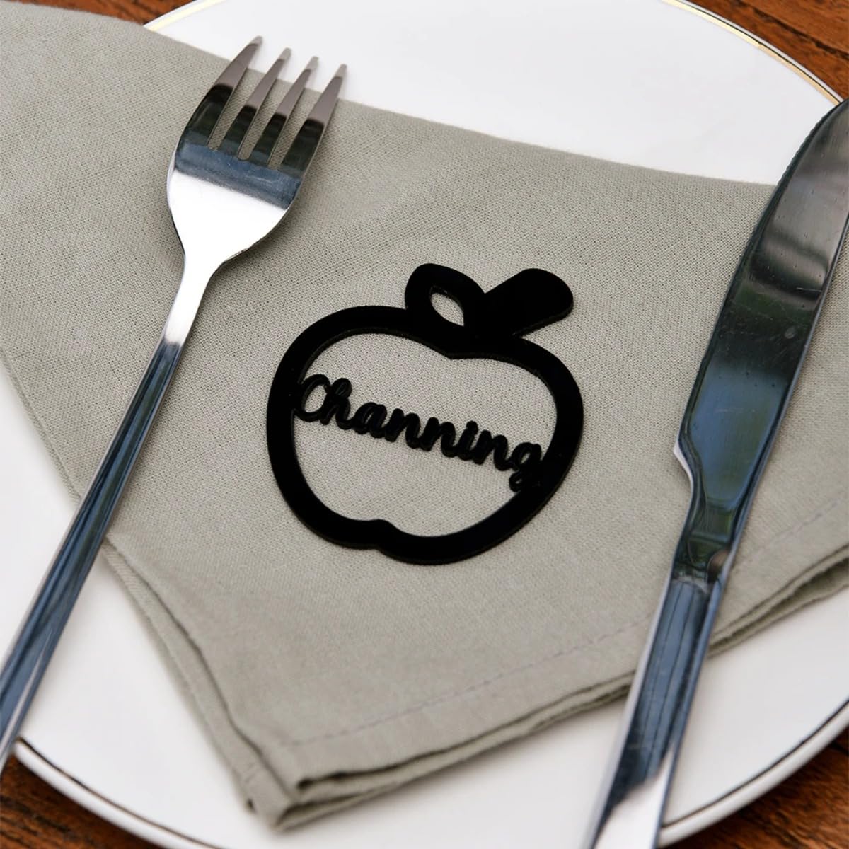 Marque-place de mariage pomme en acrylique pour une décoration de table champêtre