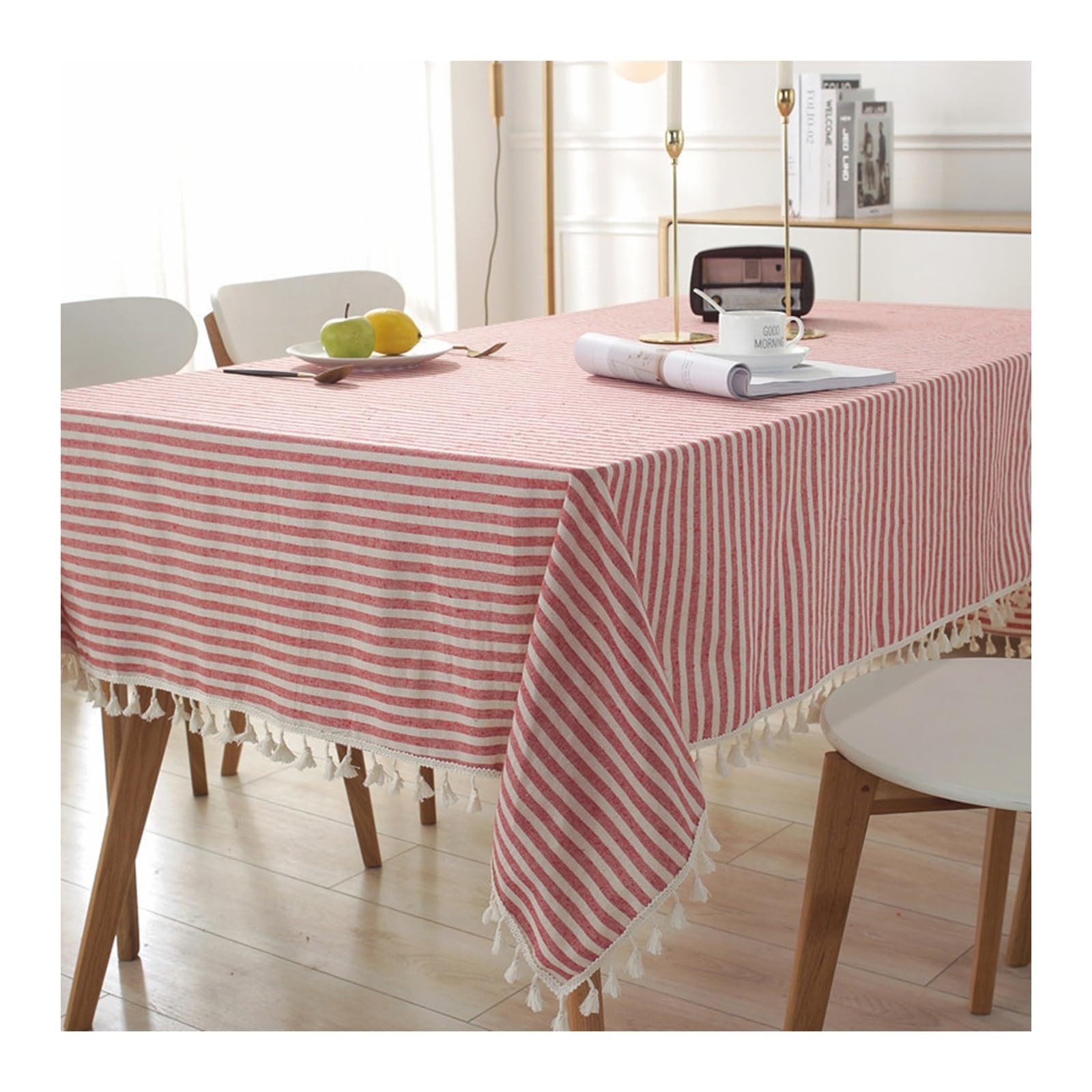 Nappe rouge anti-tache à rayures et glands 140x220 cm pour table rectangulaire chic
