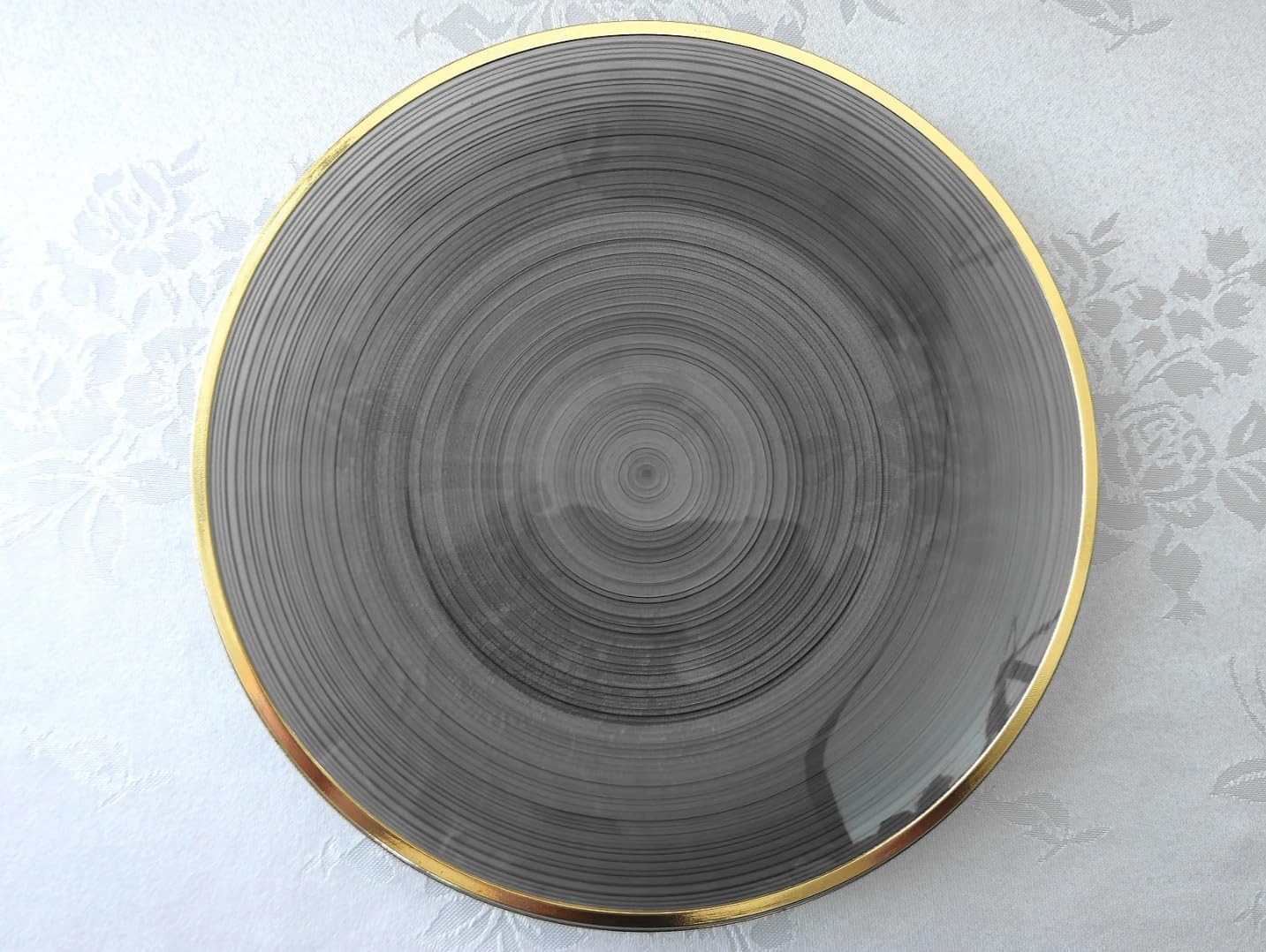 " OCCASIONS " 240 Pieces Pack,(120 Guests) Premium Wedding Party Disposable Plastic Plates Set -120 x 10'' Dinner + 120 x 7'' Salad/Dessert (Belize in Smoke Gray & Gold)