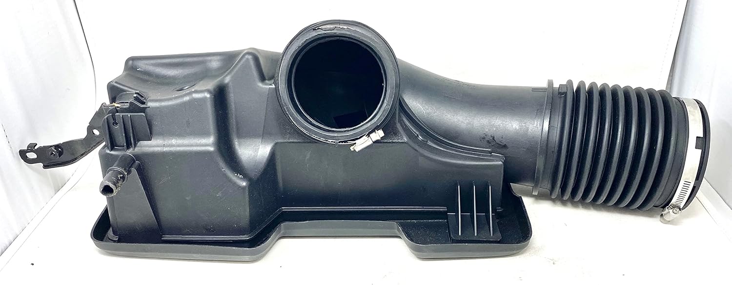 AIR CLEANER OUTLET DUCT