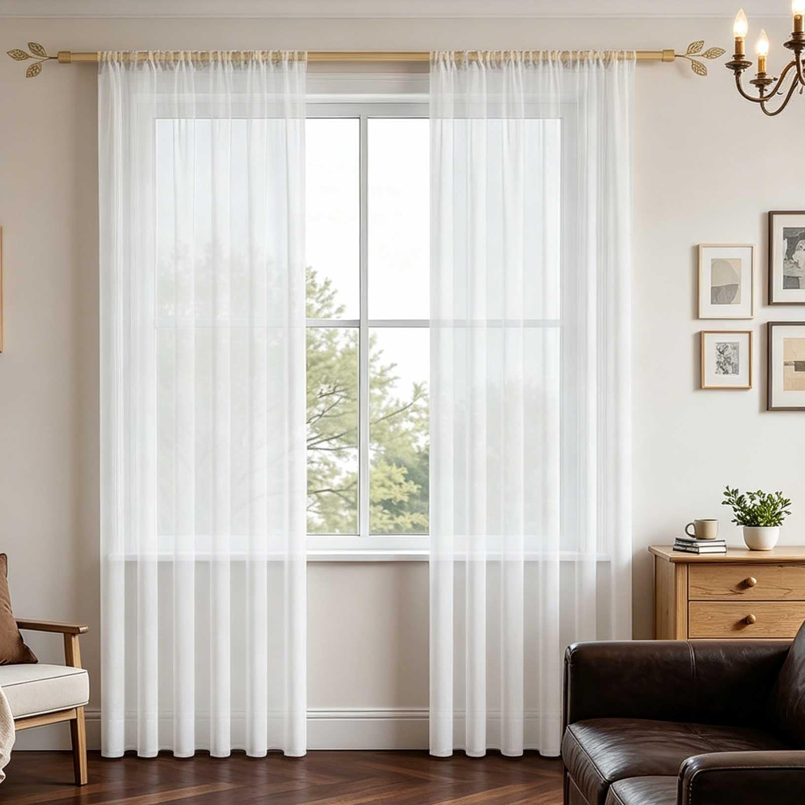 Visillos de dormitorio translucidos en blanco para vestir las ventanas de cocinas acogedoras