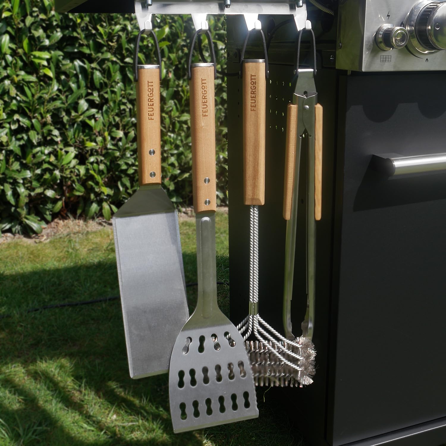 Grillbesteck-Set 4 Teile Edelstahl, Zedernholz, Lederschlaufen, Grillbesteck mit Grillzange, Grillwender, Grillspachtel und Grillbürste
