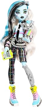 Monster High Frankie Stein Doll, Welcome Committee Set with 15 Accessories Including Poster, Sticker, Pet Watzit and More