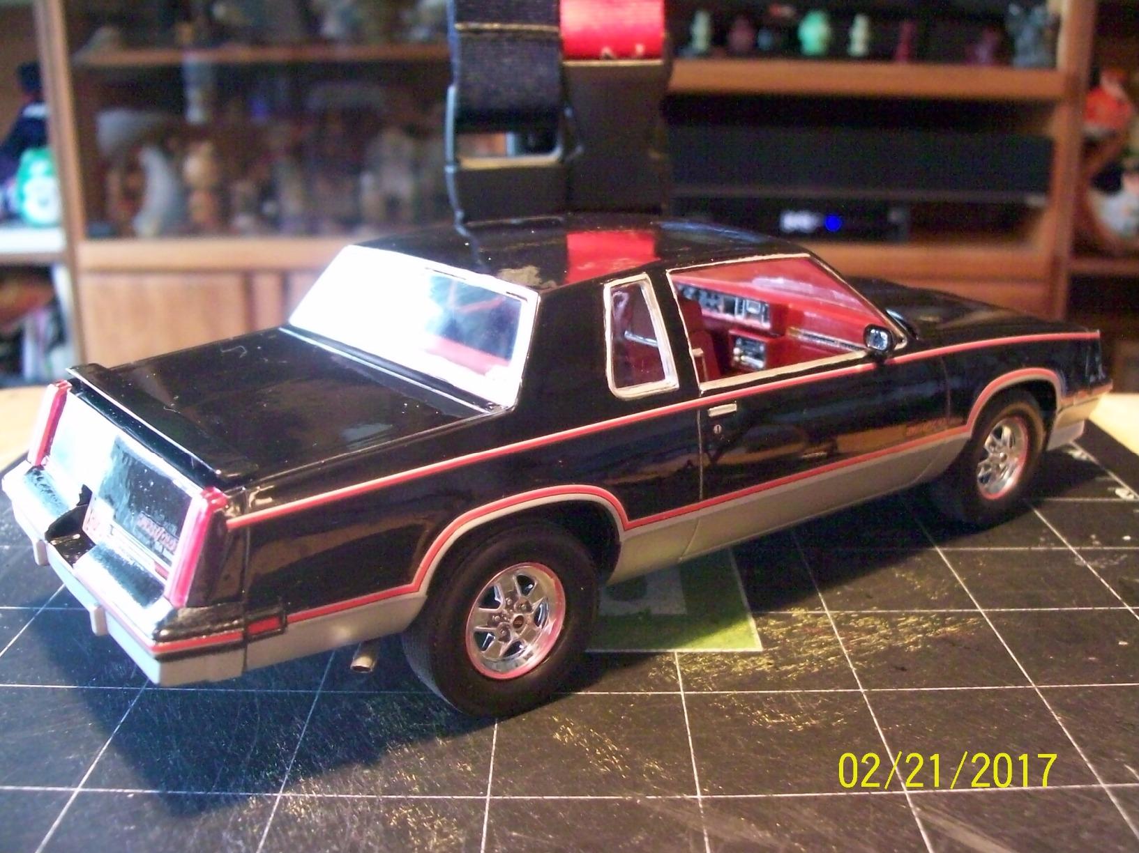 Amazon.com: Revell 85-4317 '83 Hurst Oldsmobile Model Car Kit 1:25 ...