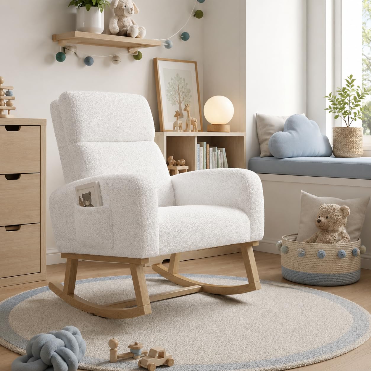 Fauteuil à Bascule en Tissu Teddy, Fauteuil d'allaitement avec Dossier Haut, Accoudoirs Rembourrés, Poches Latérales et Patins Antidérapants pour Salon, Chambre, Bureau, 69.2x78.5x87cm, Blanc