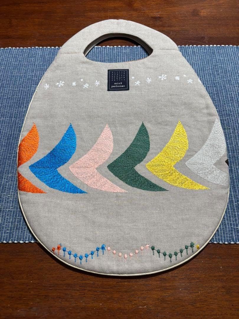 ミナペルホネン　tori to hana エッグバッグ 新品！mina perhonen エッグバッグ tori to hana
