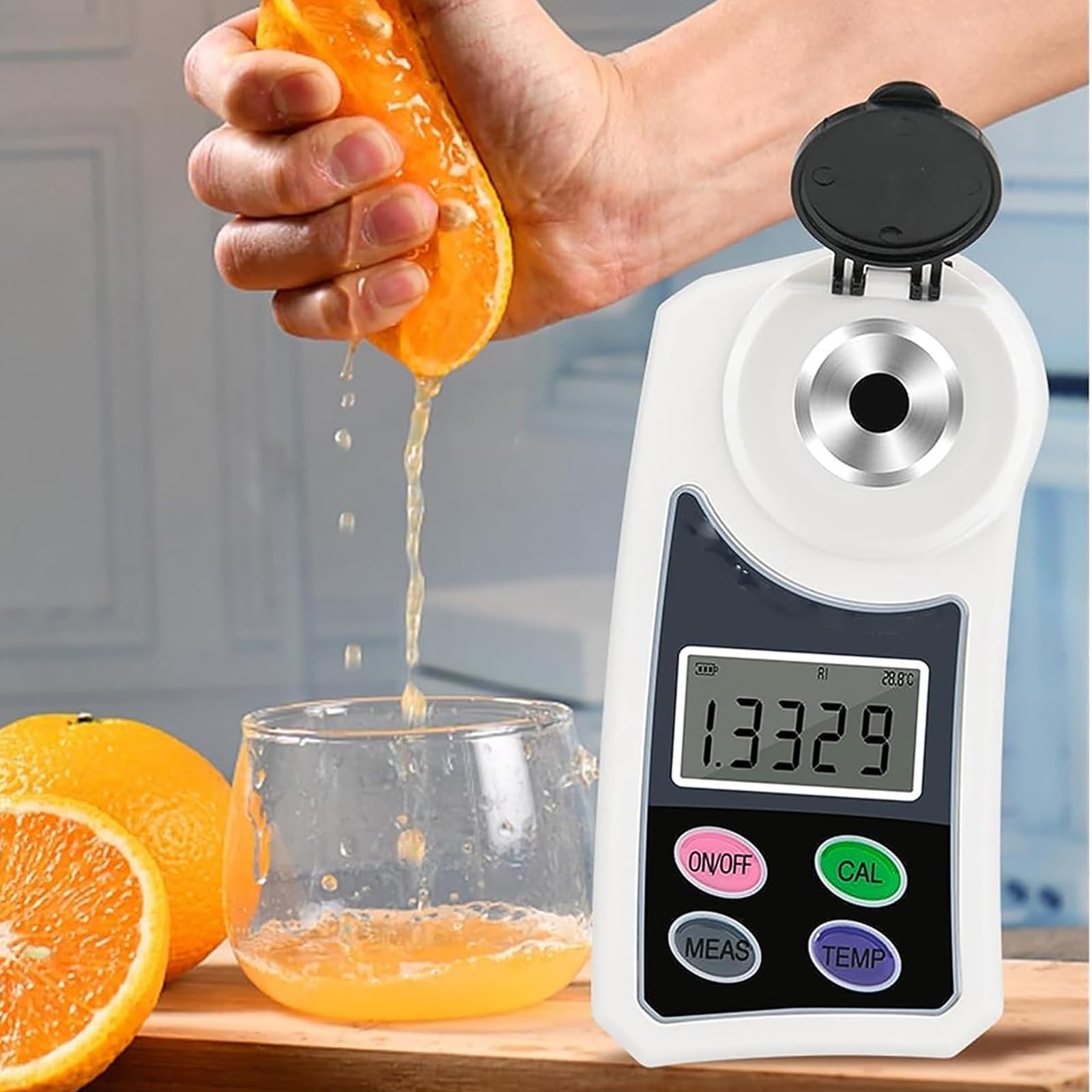Digital Coffee Concentration Refractometer, Fruit Sugar Concentration Meter with LCD Display, Testing Meter Range 0-53%, High Precision 0.2%, 3s Quick Measurement, for Beer, Beverage