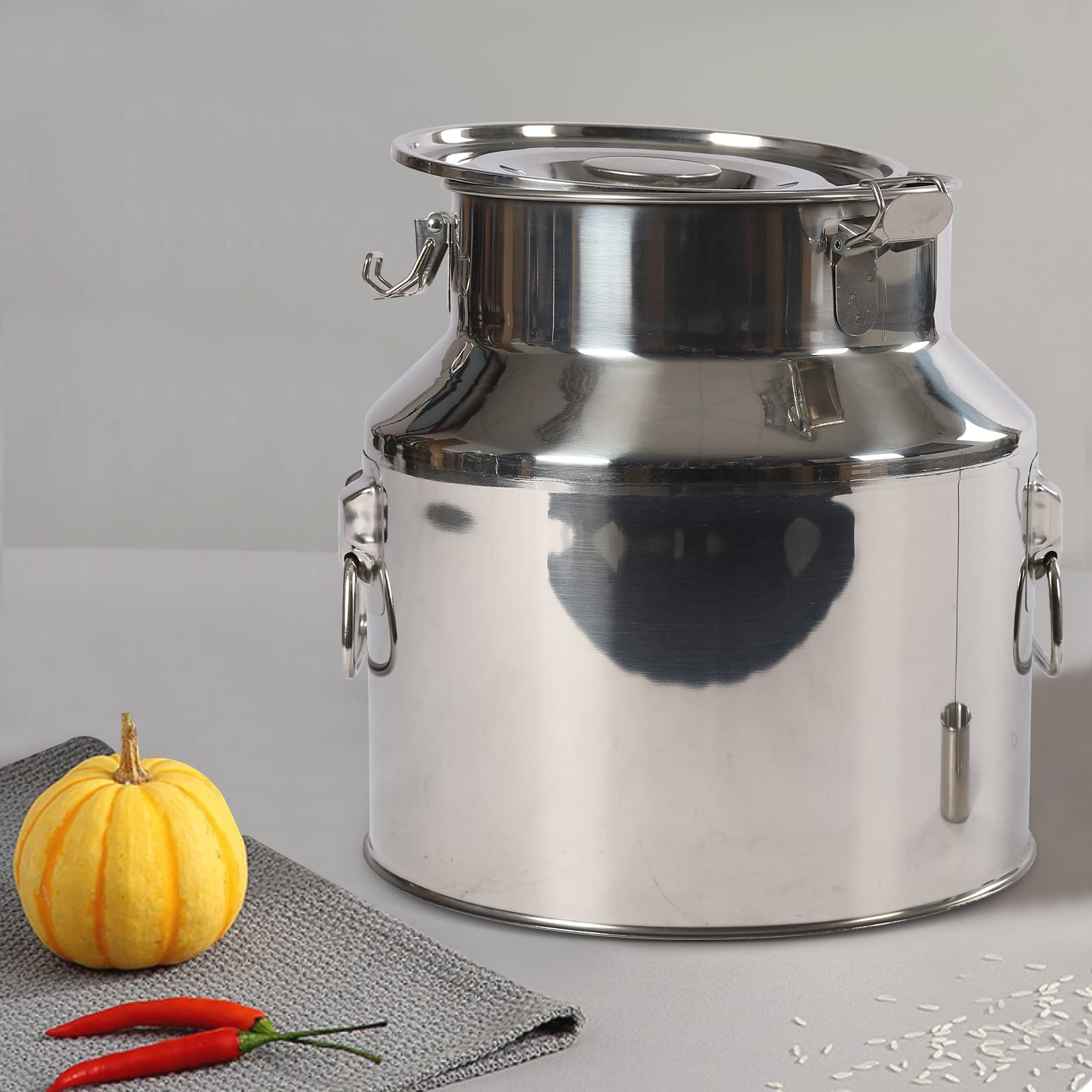 Secchio per alimenti da 22 l, con misurino per vino, coperchio e morsetto di bloccaggio, contenitore ermetico in acciaio inox, per la conservazione di cereali, riso, olio da cucina o latte