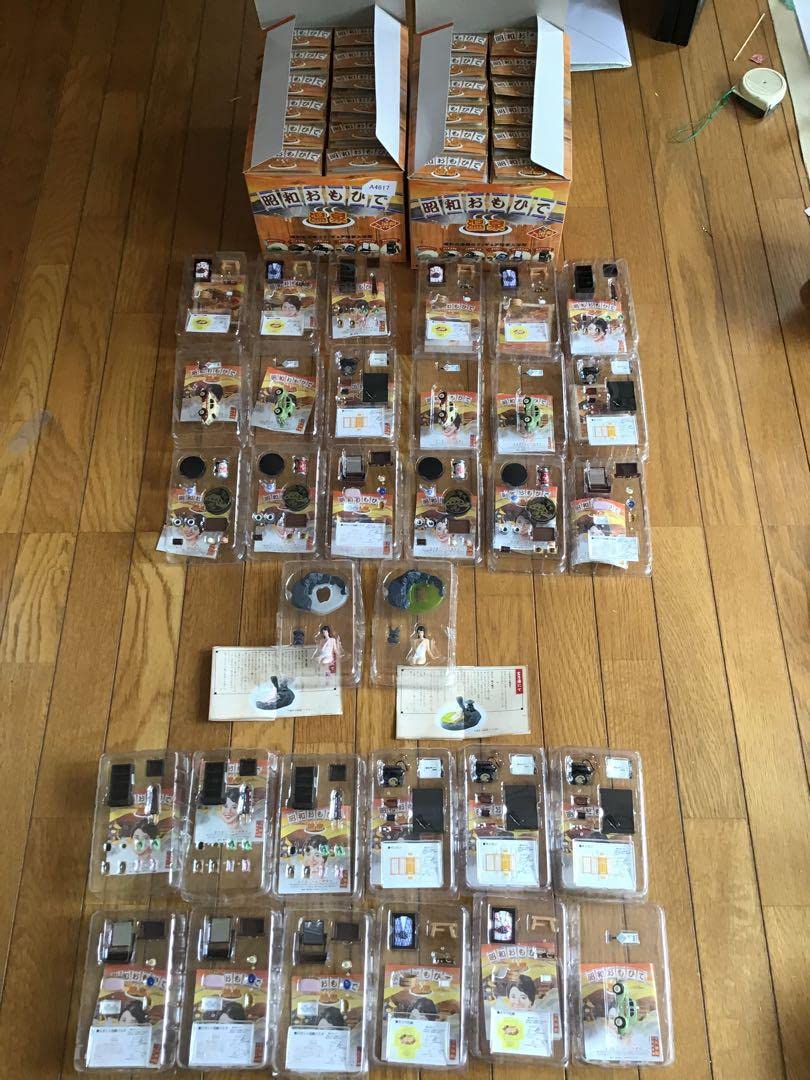 Amazon.co.jp: フルコンプ昭和おもひで温泉9種×2 シークレット2種 白 