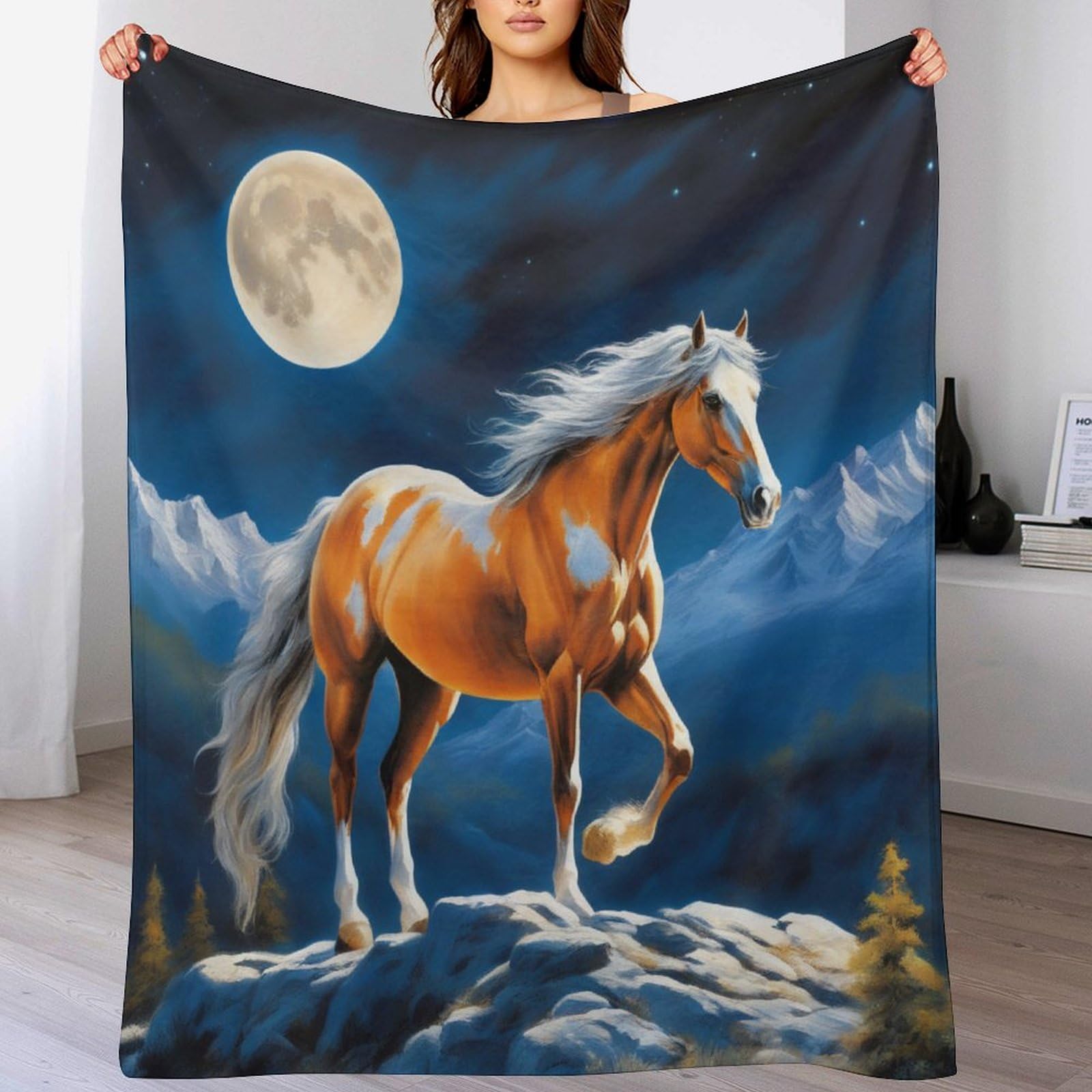 Couverture cheval en polaire pour un moment cocooning sur votre canapé