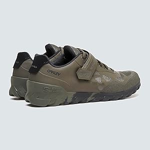 Oakley Koya RCBoa Clipless MTBシューズ26.5cm Oakley Koya RC Boa Clipless MTB Shoe | Trail Tested