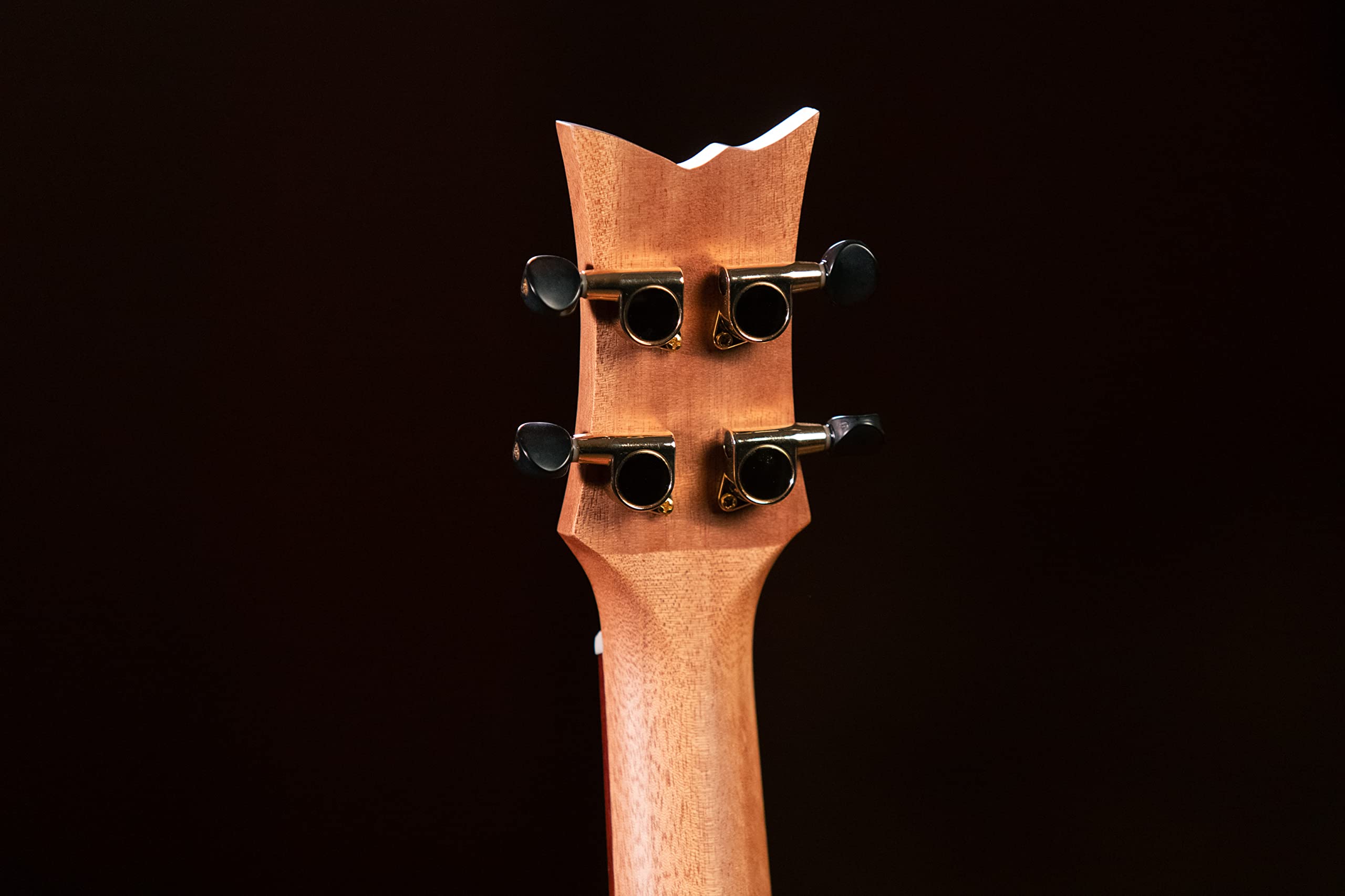 Ortega Guitars Baritone Ukulele Acustico – Timber Series – Gig Bag Inclusa – Acacia, Natural (RUACA-BA)