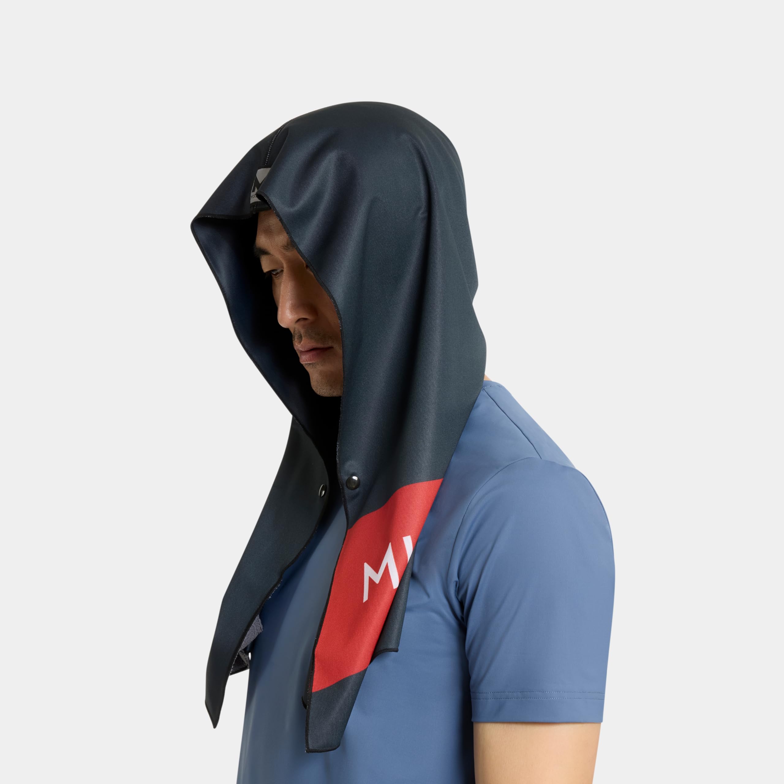 MISSION Max Plus Serviette à capuche rafraîchissante - Rafraîchit instantanément lorsqu'elle est mouillée, protection solaire UPF 50, épouse votre tête pour rester en place, idéale pour le sport, le